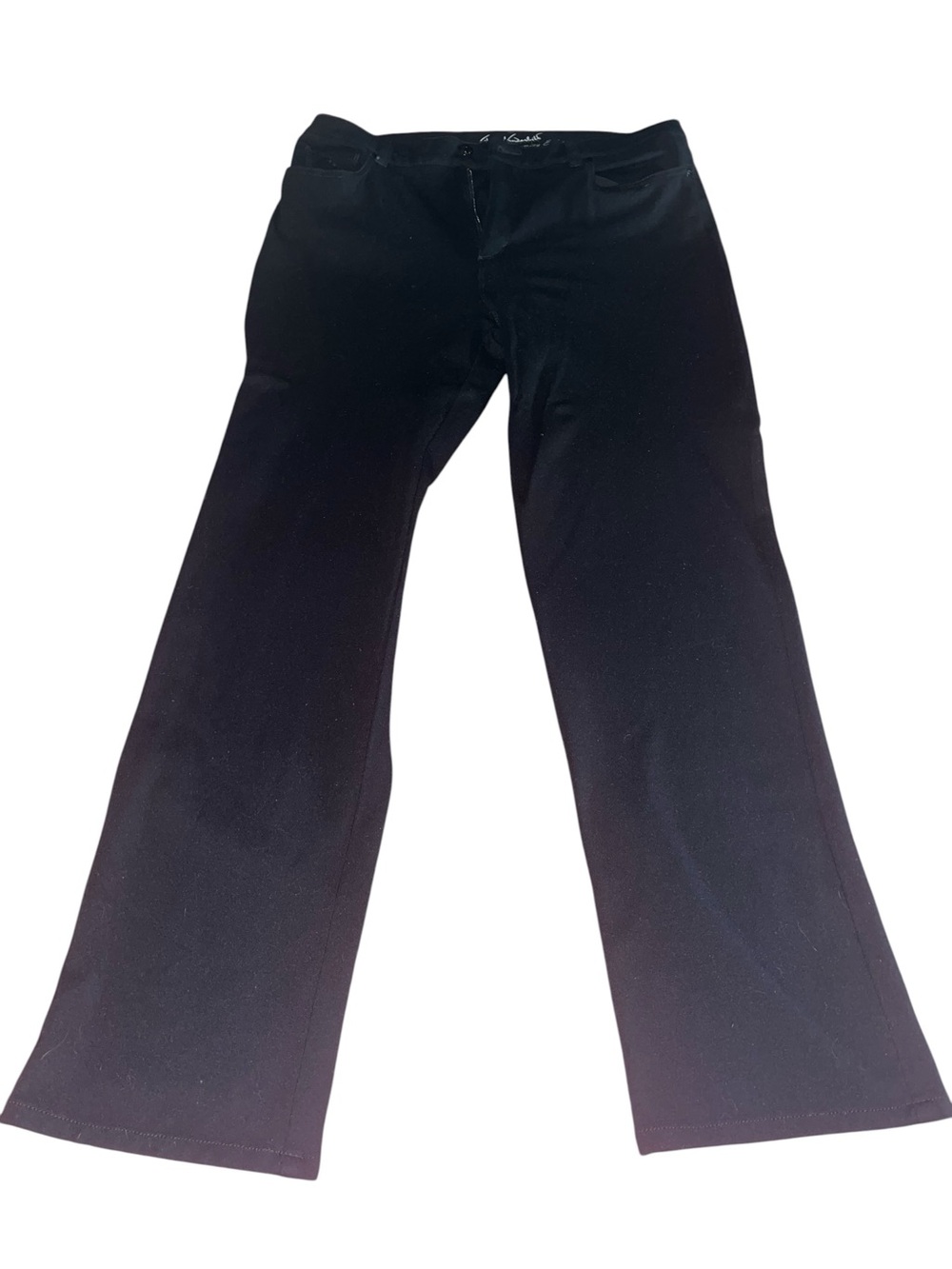 Gloria Vanderbilt black pants with Decorative gems on  Back Pocket. Size 12